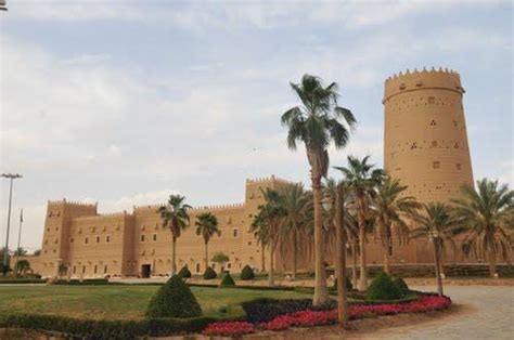 Mexican and Saudi Cultures: Riyadh: The Capital city of Saudi Arabia
