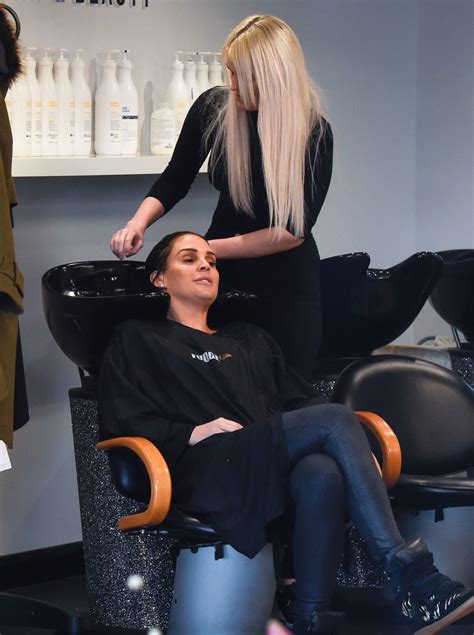 danielle lloyd gets her hair cut in birmingham 02 23 2018 hawtcelebs