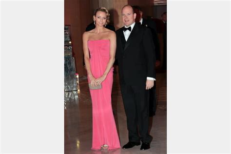 The wedding of prince albert, prince of monaco, and charlene wittstock took place on 1 and 2 july 2011 at the prince's palace of monaco. Charlène de Monaco en robe bustier rose