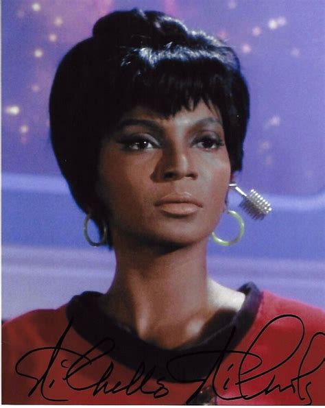 Nichelle Nichols Signed 8x10 Photo Star Trek Iconic Rare H109