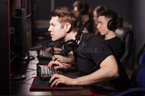 Casual Gamers Gather Together In Pc Gaming Club To Compete In Online