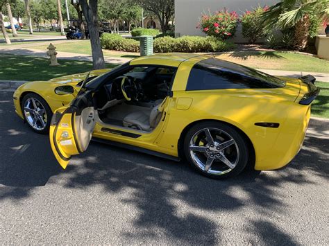 Fs For Sale Beautiful Museum 2006 C6 Yellow Black For Sale