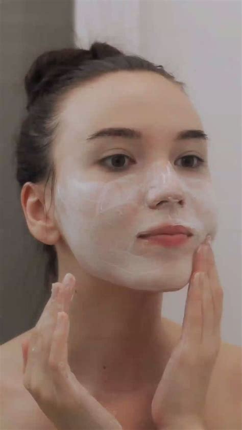 Heres A Great Solution Recommended By Beauty Experts To Clear Up Dark