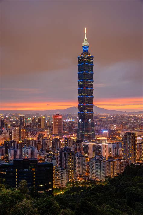 Taipei 101 Taipei 101 Once The Worlds Tallest Building Flickr