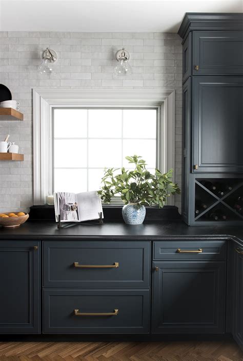 Useful Tips For Your Dark Kitchen Cabinets Top Dreamer