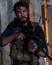 John Krasinski foto 13 horas, los soldados secretos de Bengasi / 13 de 14