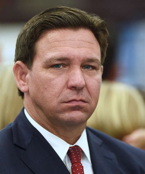 News And Report Daily 裸 Ron Desantis Says Florida Will Take Over Disney