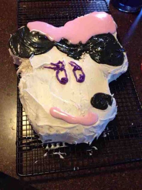 11 Hilarious Birthday Cake Fails