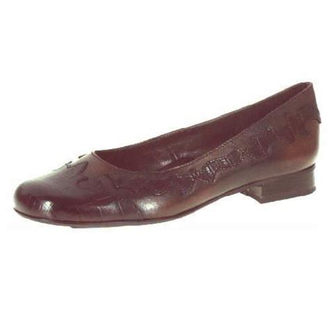 Ladies Brown Leather Flat Shoes