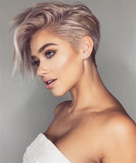 Trendy Very Short Haircuts For Female Cool Short Hair Styles