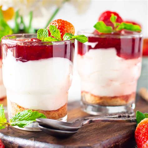 Strawberry Cheesecake Parfaits No Bake The Country Cook