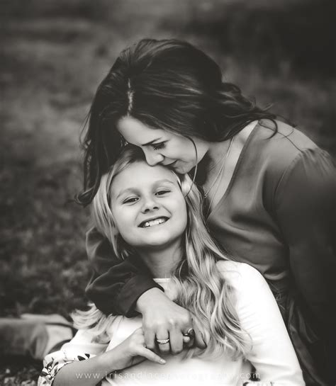 Mother Daughter Photography Poses Mommy Daughter Pictures Daughter