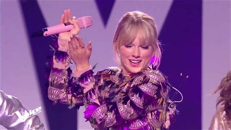 Taylor Swift Performs Shake It Off At France Youtube