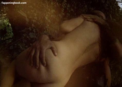 Hot Lara Wendel Nude GirlXPlus