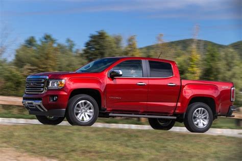 2016 Gmc Canyon Review And Ratings Edmunds
