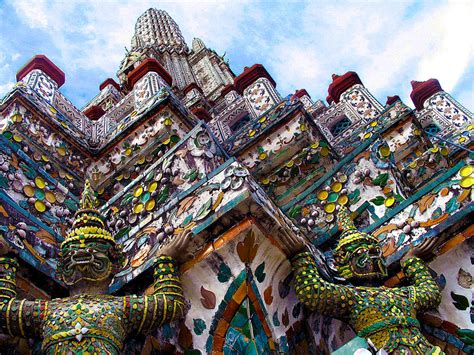 Wat Arun Temple Of The Dawn Your Personal Companions In Bangkok