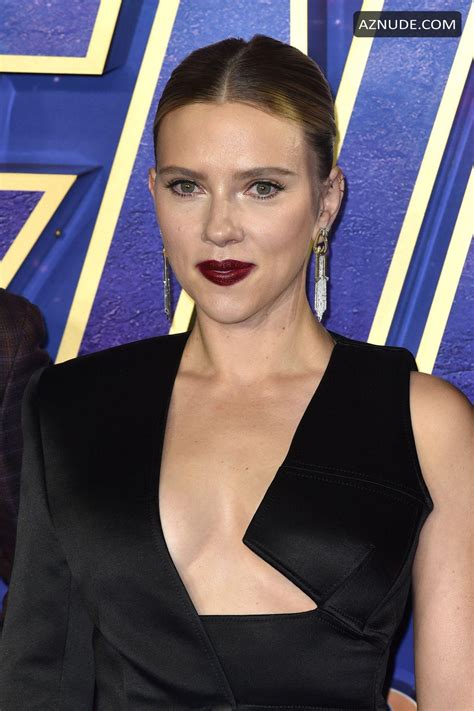Scarlett Johansson Attends A Photocall At The Avengers Endgame Uk