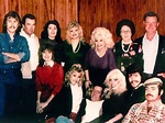 Dolly Parton's Siblings: All About the Country Legend's 11 Brothers and ...