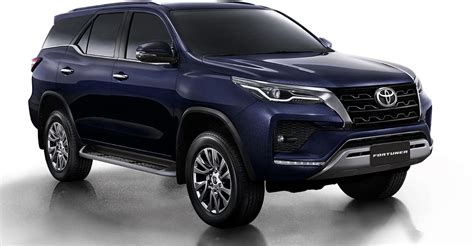 The 2021 toyota fortuner facelift is now in malaysia, and it comes with a host of styling and feature enhancements.toyota safety sense, new 2.8l turbodiesel. 2021 Toyota Fortuner facelift revealed in Thailand, coming ...