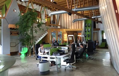15 Creative Office Layout Ideas That Gets People Super Excited