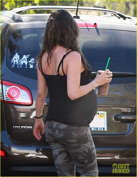 Mila Kunis Is One Day Closer To Giving Birth Photo 3203400 Mila