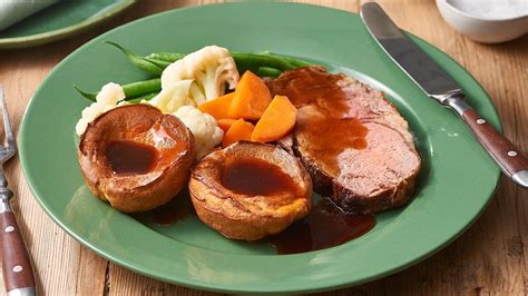 Classic Roast Beef With Yorkshire Pudding Recipe