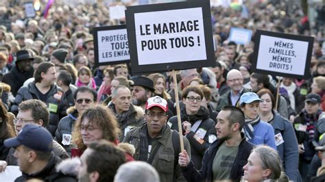 Des Milliers De Partisans Du Mariage Homo Manifestent Paris