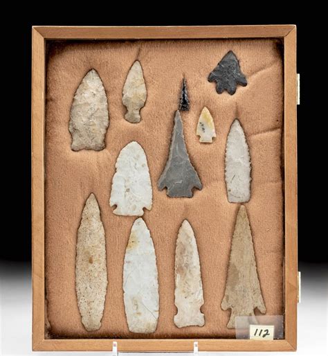 Sold Price 12 Native American Stone Projectile Points April 4 0121