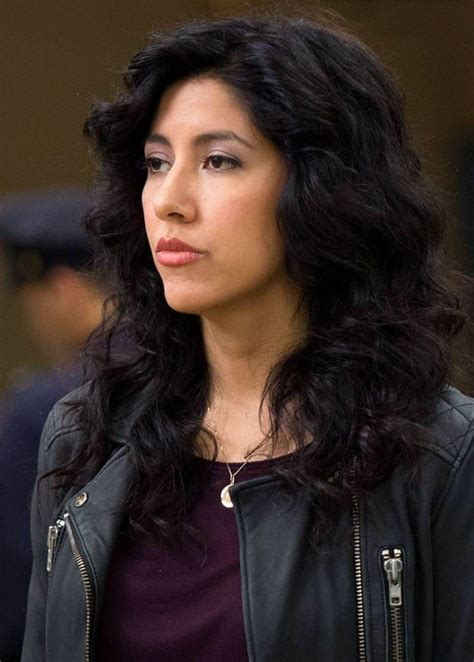 which brooklyn nine nine character are you brooklyn nine nine rosa diaz brooklyn