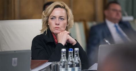 Carmen tanase, o viata de poveste: Carmen Tanase A Murit / Ultima previziune facuta de Carmen ...