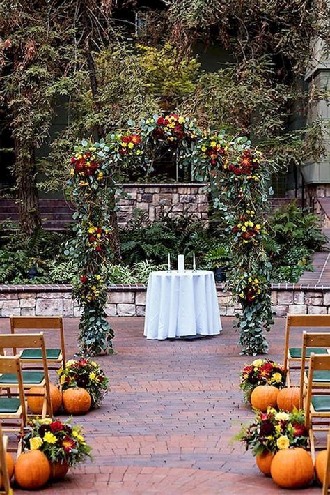40 Awesome Halloween Wedding Decoration Ideas 6 Pumpkin Wedding