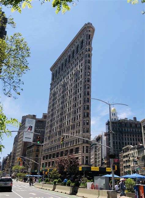 New Yorks Landmark Flatiron Sold Hopefully For Real This Time