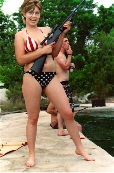 Sarah Palin Sexy En Bikini