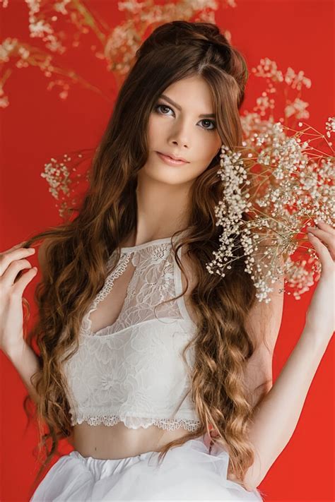 Wonderful Yulia 24 Yo From Kharkov With Light Brown Hair Id 801038 Ladadate