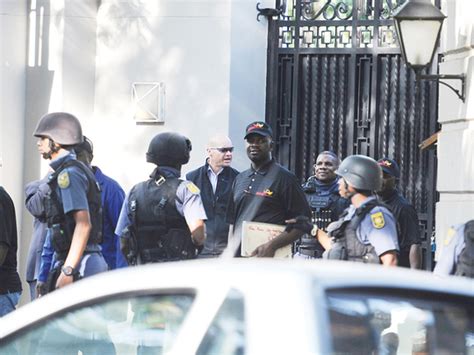 South African Police Raid Gupta Home Pressure Mounts On Zuma Africa