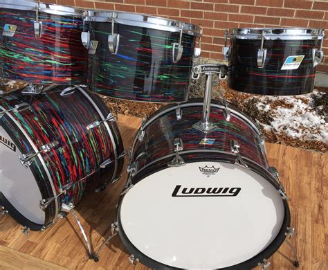 Ludwig 1970s Psychedelic Red Octa Plus Set Twin 24 Bass Drums
