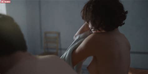 Naked Jessie Buckley In Romeo And Juliet