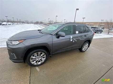 2021 Magnetic Gray Metallic Toyota Rav4 Xle Premium Awd 141071902