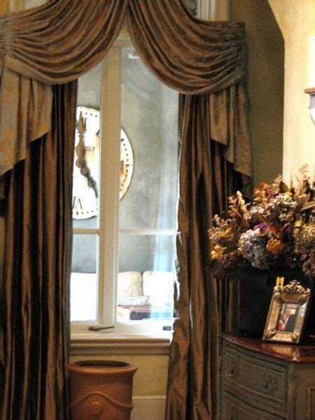 Pin By Gwen Gamboa On French Interior Drapery Designs French Living