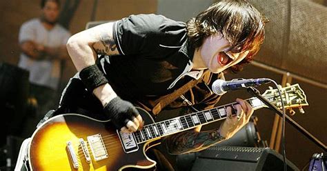 My Chemical Romance Guitarist To Perform With Thursday