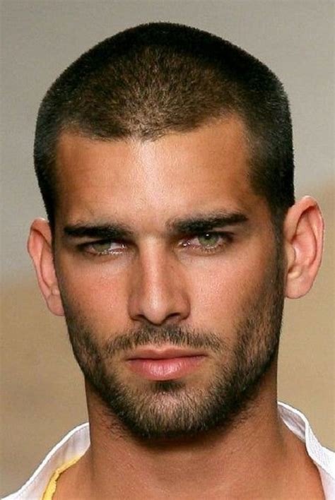 Wäsche und vieles mehr im kik online shop ✓. Frisuren männer boxerschnitt | Männer kurze haare, Gesicht ...