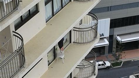 Gold Coast Apartment Owners Bid To Stop Dangerous Schoolies Balcony