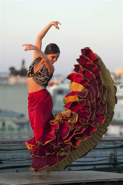 Jonge Spaanse Flamencodanser In Volledige Actie Stock Foto Afbeelding My Xxx Hot Girl