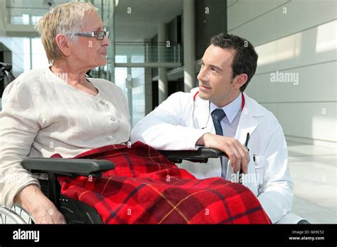 Answer Age Doctor Stock Photo Alamy