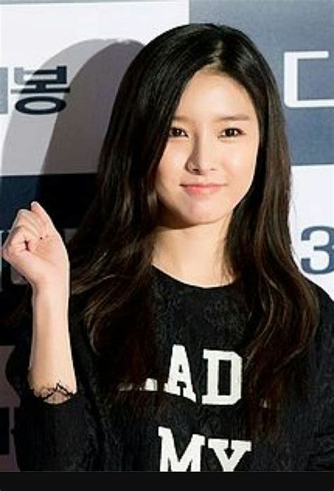 Pin By Washan Nasih On Korean Kim So Eun Korean Beauty Korean Actress