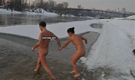 Crazy Russians Swim In Cold Water During The Winter Days