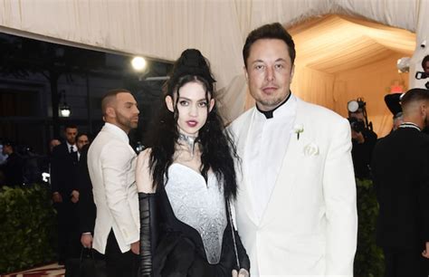 The new couple arrived at the met gala. Elon Musk and Grimes Show Up Together at Met Gala Amid Dating Rumors | Complex