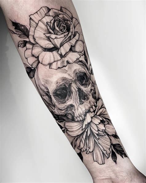 Discover More Than 82 Skull Tattoo Designs For Ladies Best Incdgdbentre