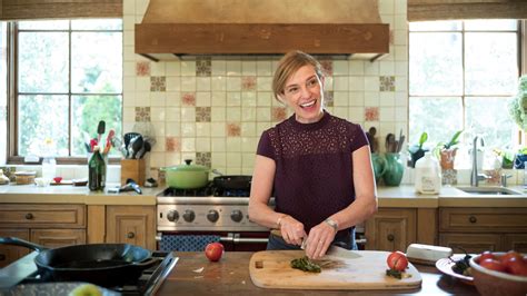 Forget The Wall Pati Jinich Wants To Build A Culinary Bridge To Mexico