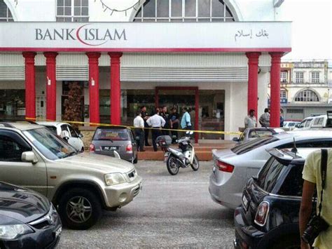 Selepas ini, sudah boleh bank in duit ke bank islam dengan mudah. Pakat-Pakat Kalih: Bank Islam Bandar Perda Di Rompak ...